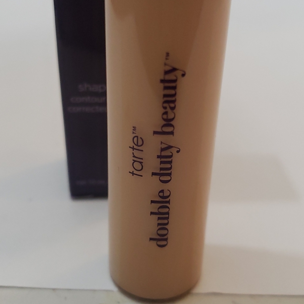 Concealer - Picture 2 of 4